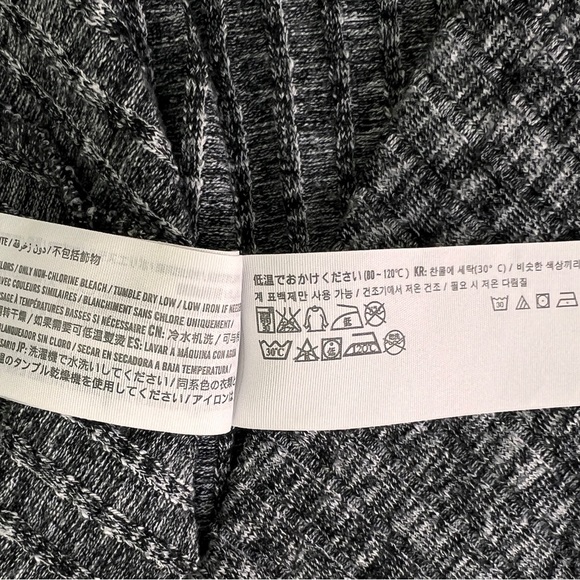 Abercrombie And Fitch Black White Soft Knit Tunic Size S Short Sleeve Comfort - Picture 12 of 12